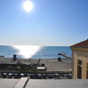  Hostel Litus Roma